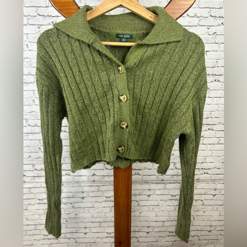 Wild Fable | Olive Button-Up Cropped Cardigan size XS - Picture 2 of 5